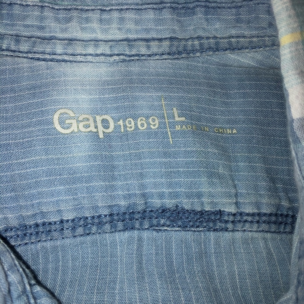 Gap Button Down Shirt - image 5